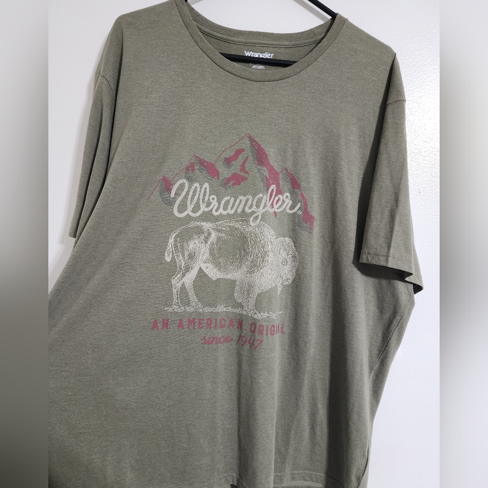 NWT Wrangler Tee - Men’s - Green - American Bison Buffalo - Graphic T-Shirt XXL